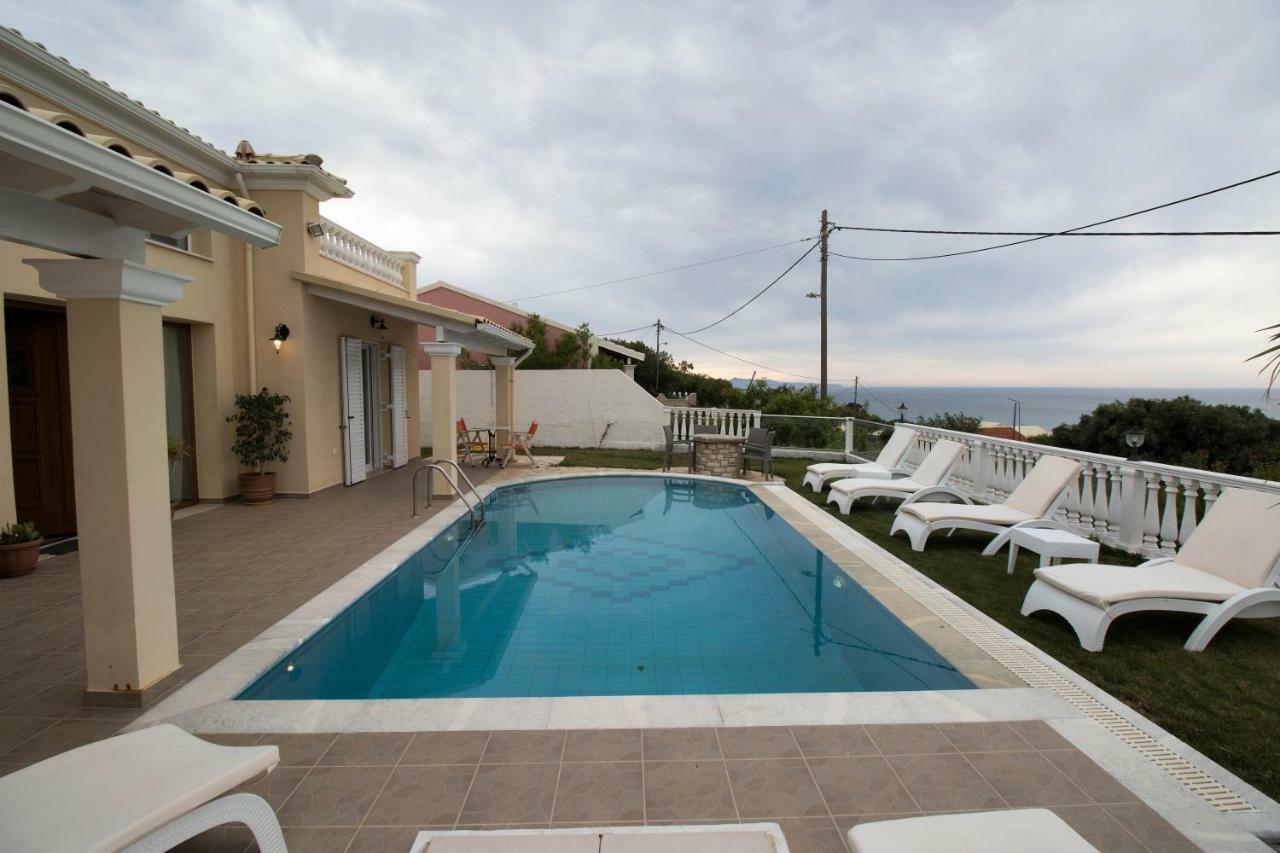 Villa De La Mer Agios Stefanos Avliotes  Esterno foto